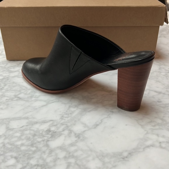 Charlotte Stone. Black Leather LUNA Mules   7 - Picture 3 of 8